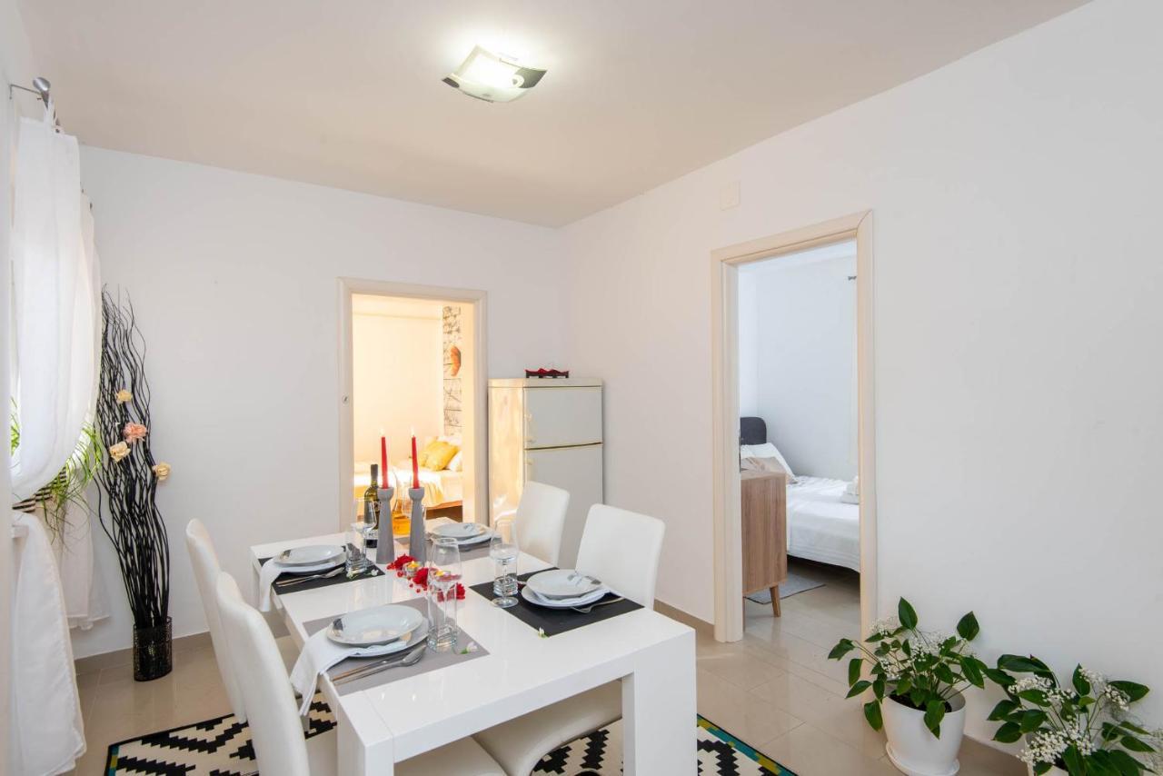 Apartments Lenka Orebic Exterior photo